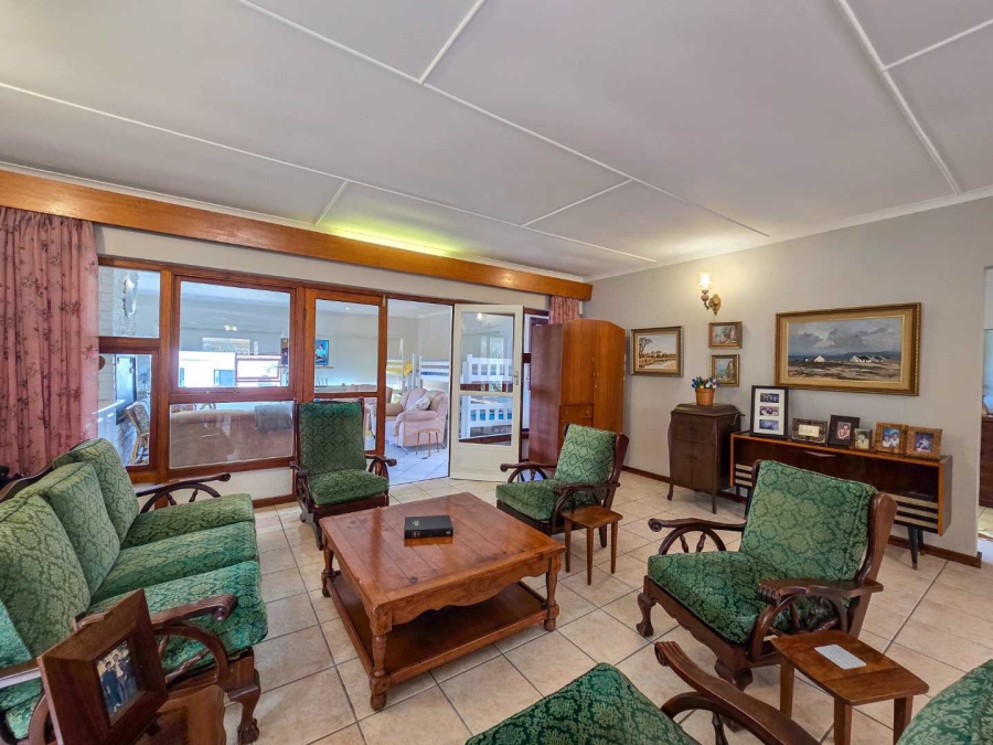 3 Bedroom Property for Sale in Stilbaai Wes Western Cape